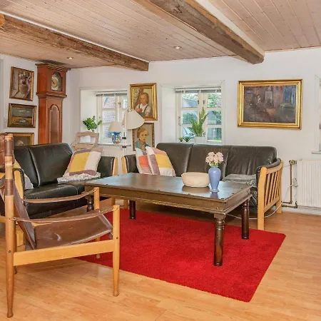 Cozy Seaside Retreat In Hojer-by Traum Højer